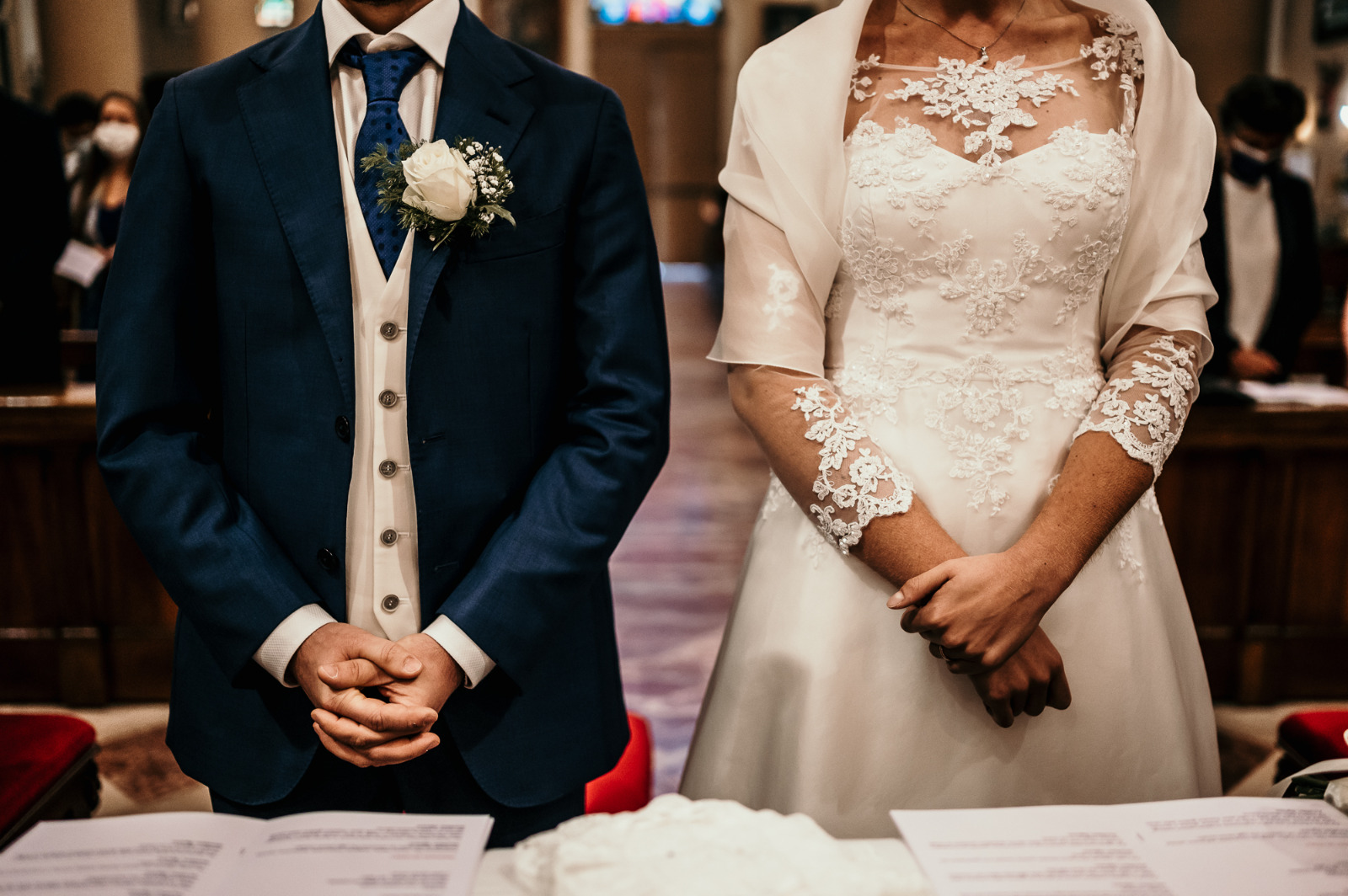 Abito da sposa in organza e pizzo